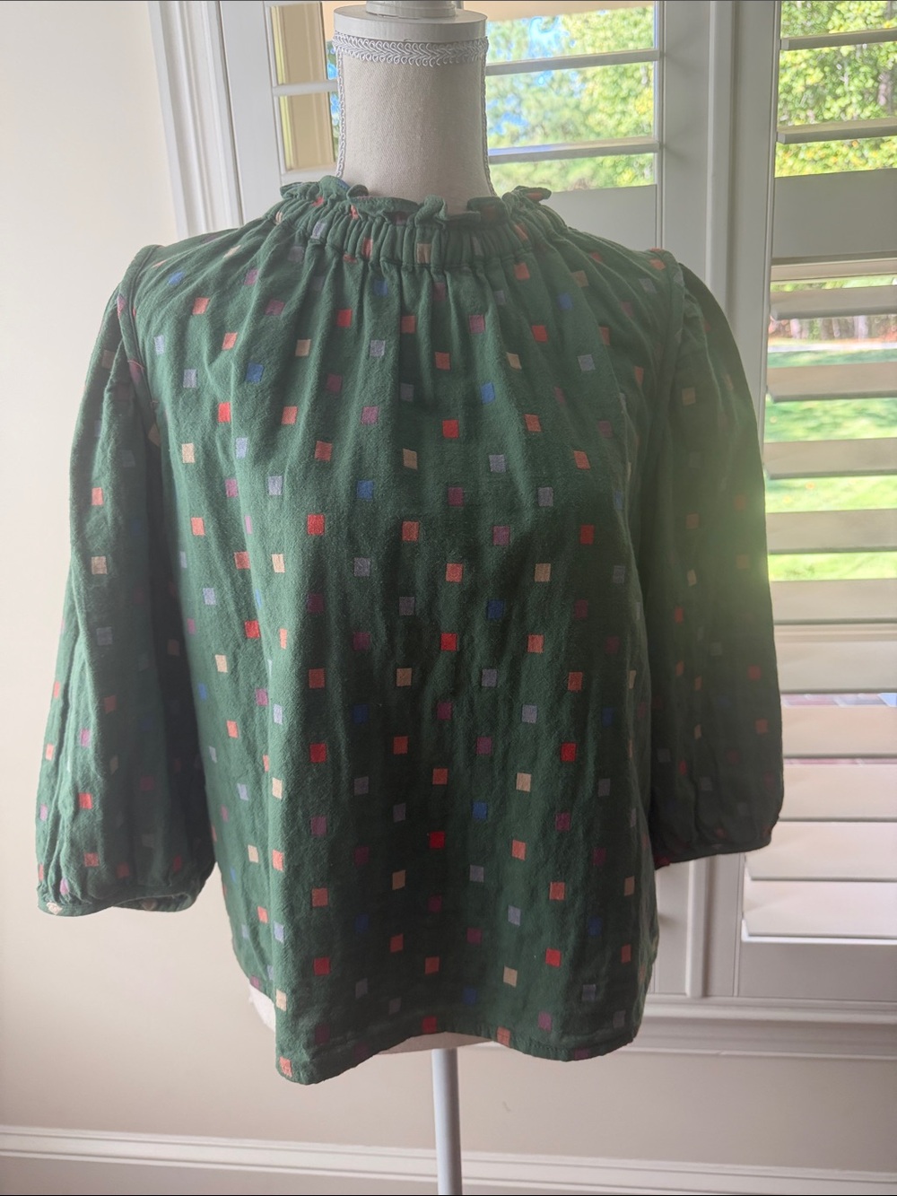 Ro & DeAnthropologie Green Smocked Neck Women's Top with Multicolor Square Print
